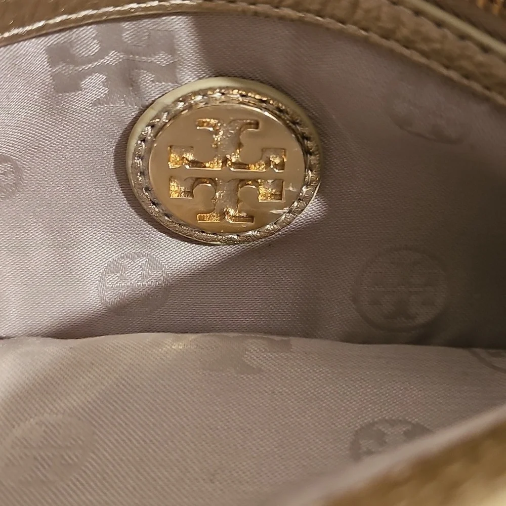 Tory Burch Gold Leather Adalyn Chain Clutch Like New